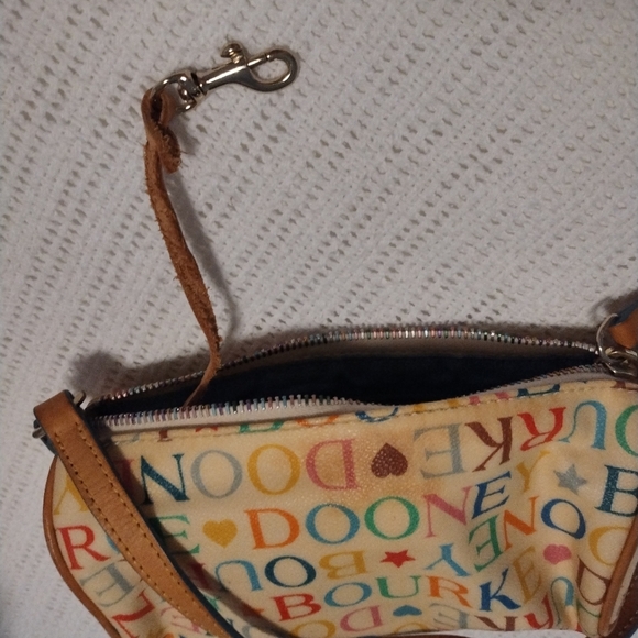Vintage Dooney & Bourke Multicolor Mini Barrel Bag - Picture 8 of 13